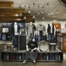 DESTINATIONXL® Men's XL Apparel Superstore Now Open in Woodland Hills, California
