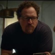 VIDEO: Jon Favreau Learns to Use Twitter In Exclusive Clip from CHEF
