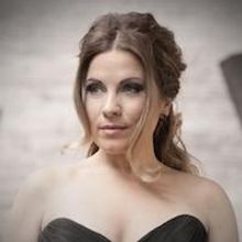 BWW Reviews: LOUISE DEARMAN - THE PERFECT YEAR, St James Theatre, Dec 16 2013