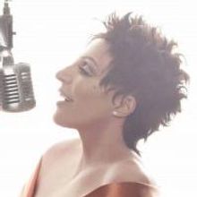 BWW Reviews: Endearing LIZA Minnelli Performs at Walt Disney Concert Hall