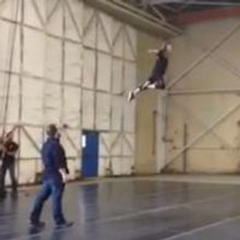 VIDEO: Allison Williams Thinks Happy Thoughts, Takes First PETER PAN Flight