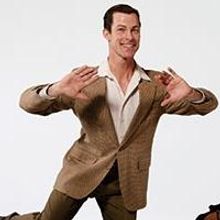 BWW Reviews: What a Glorious Feeling - Getting a Glimpse Into the Silver Screen's SIN