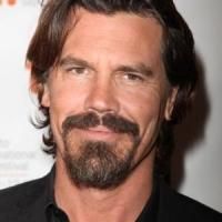 Josh Brolin Circling JURASSIC WORLD