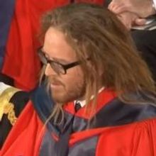 STAGE TUBE: MATILDA's Tim Minchin Speaks at University of Western Australia Graduation