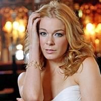 Pacific Symphony Welcomes Grammy Award-Winner LeAnn Rimes, Now thru 12/21