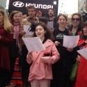 TV Exclusive: ANNIE's Crawford & More Sing 'Tomorrow' in Times Square to Raise Money…