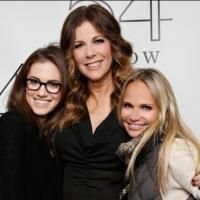 Photo Flash: Kristin Chenoweth, Robert De Niro, Tom Hanks and More Visit Rita Wilson…