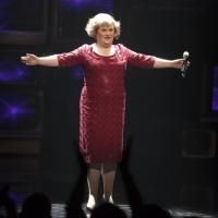Susan Boyle Sings at Lakewood Church in First Live U.S. Solo Performance Today