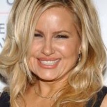 Jennifer Coolidge to Lead SAVING KITTY at Nora Theatre Company