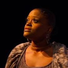 BWW Reviews: CROSSING at Signature Theatre is a Delight