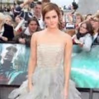 VIDEO: 'OSCAR DE LA RENTA' The Couturier of the Celebrities Video