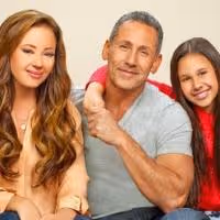 TLC Renews LEAH REMINI: IT'S ALL RELATIVE for Second Season