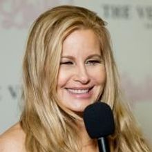 Photo Flash: Jennifer Coolidge Stands Up at LIPSHTICK