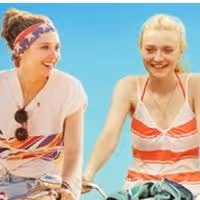 VIDEO: First Look - Elizabeth Olsen, Dakota Fanning Star in VERY GOOD GIRLS Video