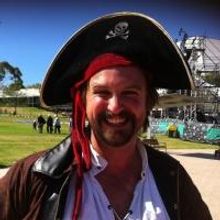 BWW Review: ADELAIDE FRINGE 2014:  PIRATES OF PENZANCE ON THE POPEYE Brings Outdoor F