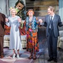 Photo Flash: Angela Lansbury and Company Celebrate BLITHE SPIRIT's Final Curtain…