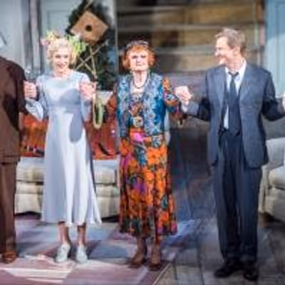 Photo Flash: Angela Lansbury and Company Celebrate BLITHE SPIRIT's Final Curtain Call in D.C.