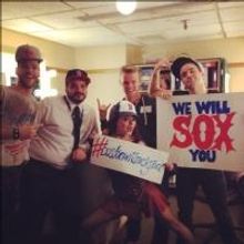 Photo Flash: Saturday Intermission Pics, Nov 2 - WE WILL ROCK YOU Roots For Boston…