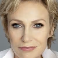 Jane Lynch Will Emcee Lyric Opera of Chicago's 60th Anniversary Concert, 11/1