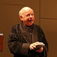 Review: Wallace Shawn An Unlikely Stud in GRASSES OF A THOUSAND COLORS