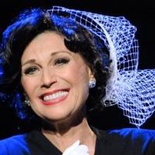 BWW Reviews: MTW Stages Evocative Return of Norma Desmond and SUNSET BOULEVARD