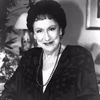 Broadway and TV Star Jean Stapleton Passes Away