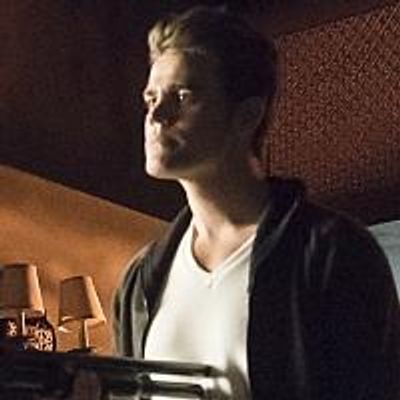 BWW Recap: THE VAMPIRE DIARIES Releases a 'Bird in a Gilded Cage'