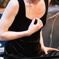 BWW Reviews: MARY QUEEN OF SCOTS GOT HER HEAD CHOPPED OFF, King's Head Theatre, June…