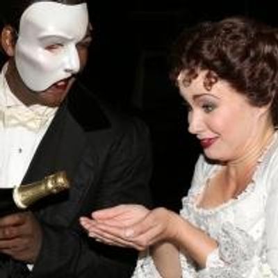 Photo Coverage: Norm Lewis, Sierra Boggess &amp; THE PHANTOM OF THE OPERA Cast Celebrate 11,000 Backstage!