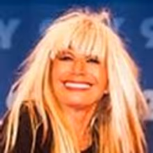 Betsey Johnson to Show at New York Fashion Week