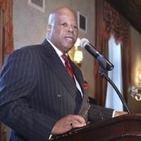 Obie L. McKenzie Receives 2014 Lifetime Achievement Award at Rising Stars Youth…