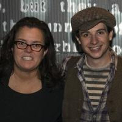 Photo Flash: Rosie O'Donnell Visits NEWSIES