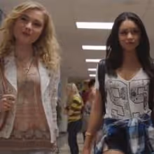 VIDEO: First Look - Alison Janney & More Star in New Film THE DUFF