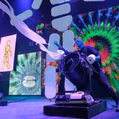 BWW Reviews: Blue Man Group Gets DPAC Dancing with Joy