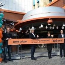 Tom's Urban Las Vegas Opens at New York-New York Hotel & Casino