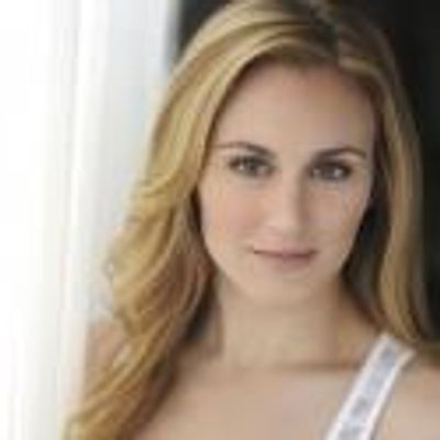 BWW Blog: Stephanie Martignetti of Broadway's NICE WORK IF YOU CAN GET IT - Mom and Pizza!