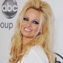 Rialto Chatter: Is Pamela Anderson Headed for Broadway?