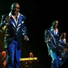 Photo Flash: The Original Motown Legends Take Broadway! First Look at The…