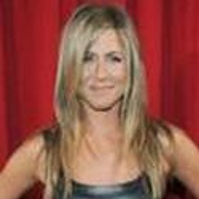 Did Jennifer Aniston's People's Choice Awards Dress Send the Wrong Message?