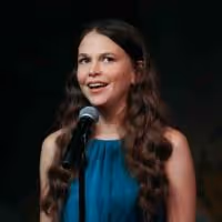 Sutton Foster's Singing Soars but Her New Show Falls Flat at Café Carlyle