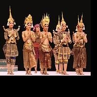 Rare Photos of Dancers From the Royal Ballet of Cambodia on View at NY Public…