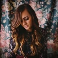 Singer/Songwriter Emily Hearn Releases New Album 'Hourglass' Today