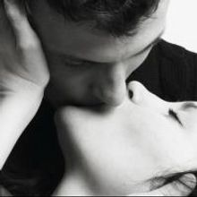 Jenny Rainsford and Gerald Kyd Star in Park Theatre's LITTLE BLACK BOOK, Now thru…