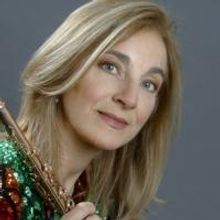 Flutist Carol Wincenc Celebrates 25th Anniversary at The Juilliard School Today