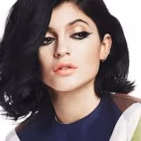 Kylie Jenner to Host Grand Opening of Sugar Factory American Brasserie in Rosemont…