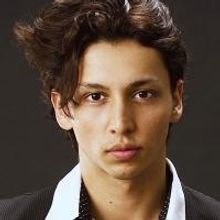 Julian Cihi to Join Elizabeth Olsen in Classic Stage's ROMEO & JULIET; Daniel Davis…