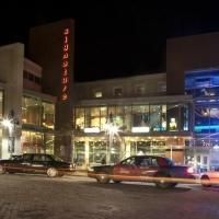 Signature Theatre Hosts Free 25th Anniversary Open House Today