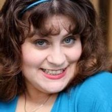 Lita Lopez Featured on Latest Episode of CURTAIN CALL Podcast