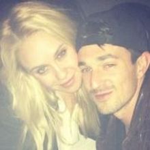 GLEE's Becca Tobin Refers to Deceased Boyfriend as 'Extraordinary' Via Instagram