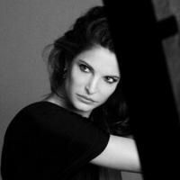 Stephanie Seymour is the New Face of Estee Lauder